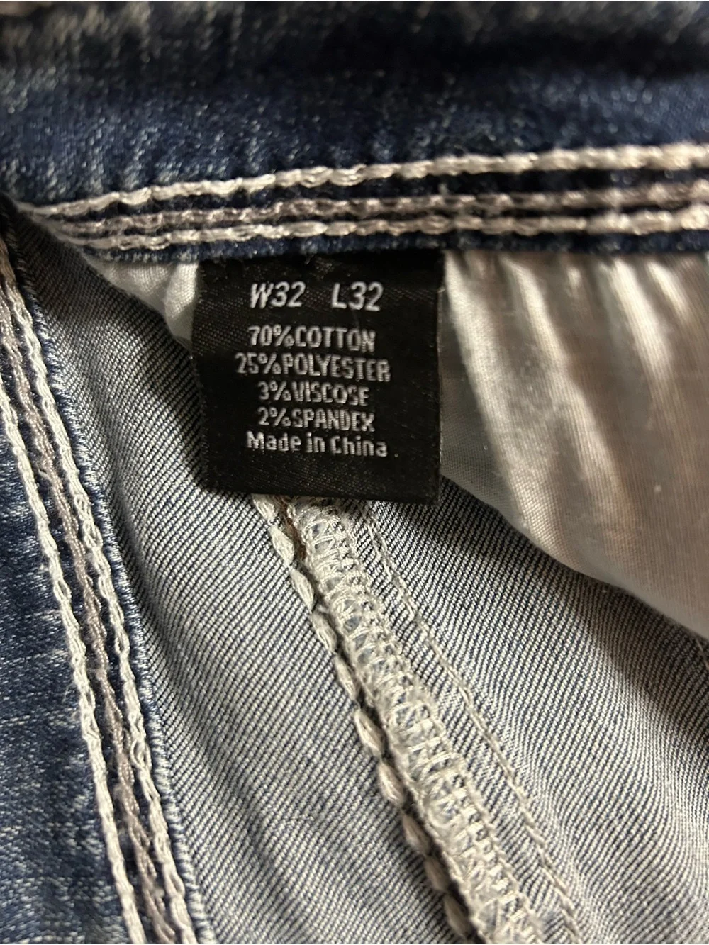 Slim Straight Men's Jeans with Embroidered Back Pockets - Blue